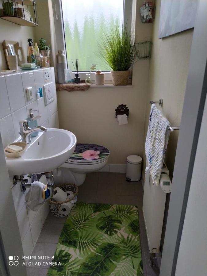 Gemuetliches Einzelzimmer Frisch Renoviert ,Super Late Check In Moeglich Brake (Bielefeld) Eksteriør bilde